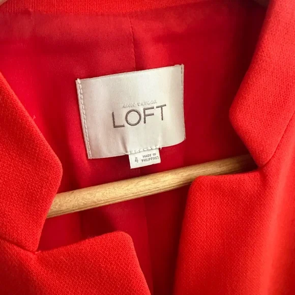 LOFT Women's Red Jacket - Picture 2 of 5